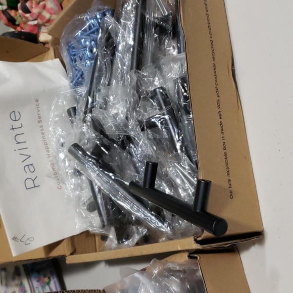 Cabinet knobs - Picture 6 of 15